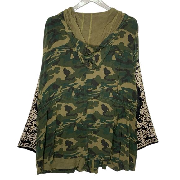 Andree by Unit 1X Cameo Full Zip Embroidered Sleeve Hooded Jacket - Picture 3 of 9